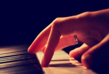 壹号娱乐下载：范尼：迫不及待想开始工作 很自豪能执教莱斯特.